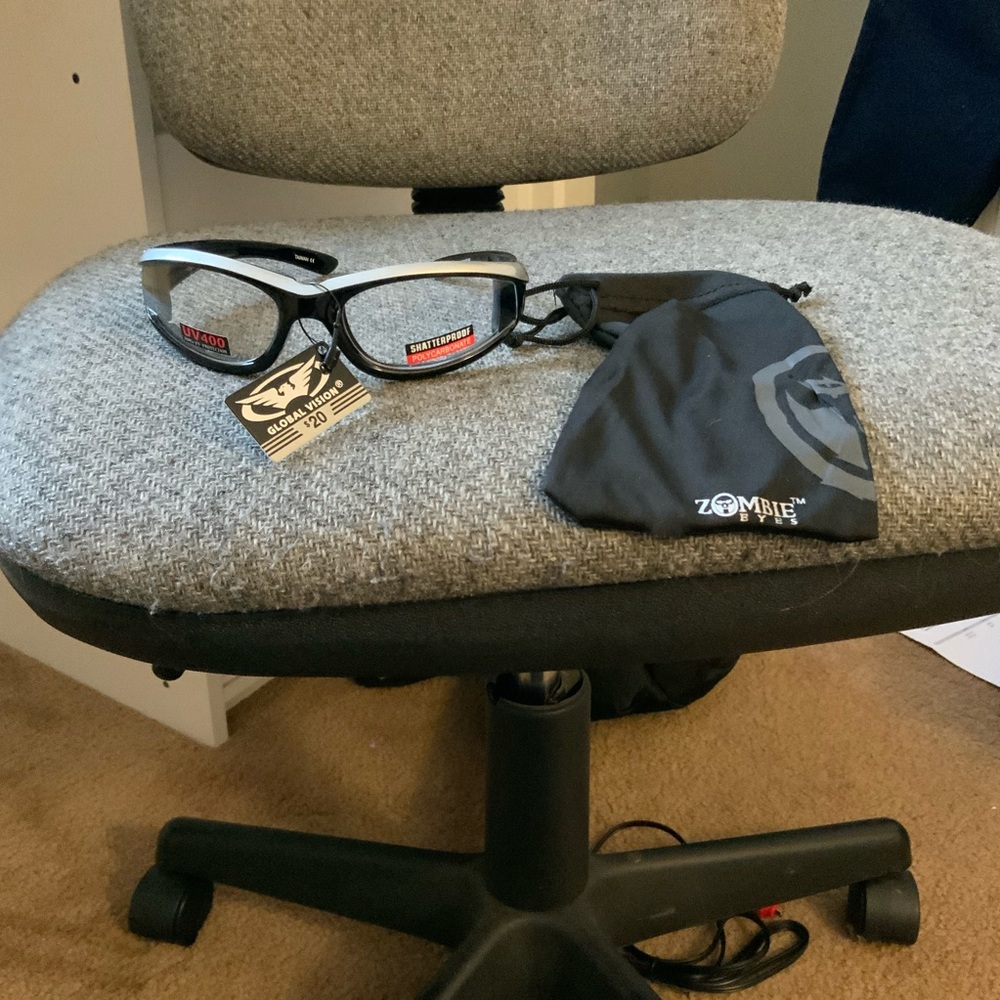 Riding glasses